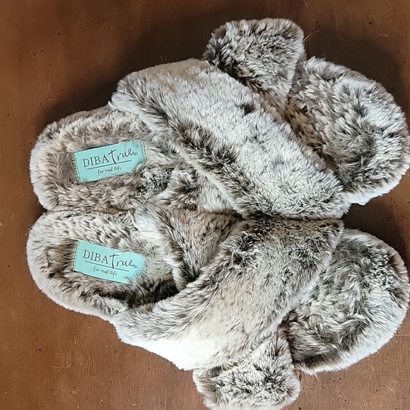 Diba True slippers- size 9 - Picture 2 of 5